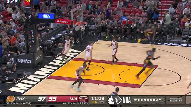 【2022年03月10日 太阳vs热火集锦】布克大帽阿德巴约 布里奇斯反击上篮一气呵成