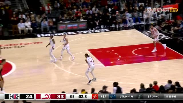 【2022年03月12日 快船vs老鹰集锦】全能选手！加里纳利一步过掉祖巴茨双手漂移暴扣