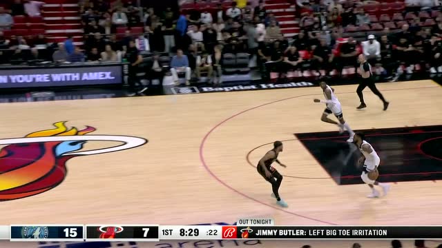 【2022年03月13日 森林狼vs热火集锦】人群中最靓的仔 巴特勒场边观战