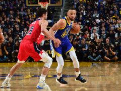 库里47分一箭双雕！庆生+迎接好兄弟格林 勇士3巨头杀回来了