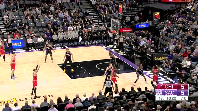 【2022年03月15日 公牛vs国王集锦】迪文琴佐抢断反击一骑绝尘 萨博尼斯跟进发难双臂暴扣