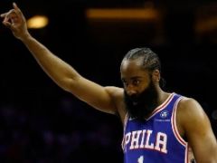 哈登两战暴露隐患！登帝甜蜜期陷困局 胡子怎破局