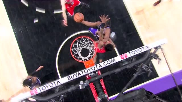 【2022年03月15日 公牛vs国王集锦】白马银枪七进七出 米切尔隔人飞身上篮秀翻全场