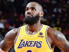 还差56分！詹姆斯有望超越历史得分榜第二的卡尔-马龙