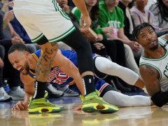 库里受伤！将缺席三周季后赛回归 勇士三巨头三年仅合体一场比赛