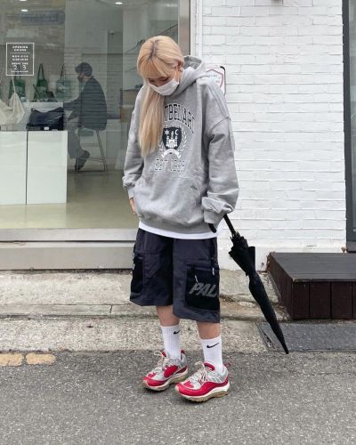 春季跑鞋必备Nike Air Max 98 Supreme VarsityRed