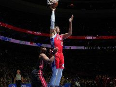 缺谁谁尴尬！76人战胜东部第一 哈登恩比德轮休