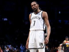 篮网消息更新：杜兰特盛赞莫兰特 欧文重返主场又受阻 前主帅去世