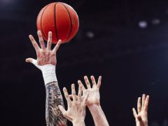 CBA季后赛12强对阵：卫冕冠军广东对决天津 北京大战吉林