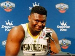 鹈鹕教练：锡安已经开始1v1对抗训练 但本赛季预计不会复出