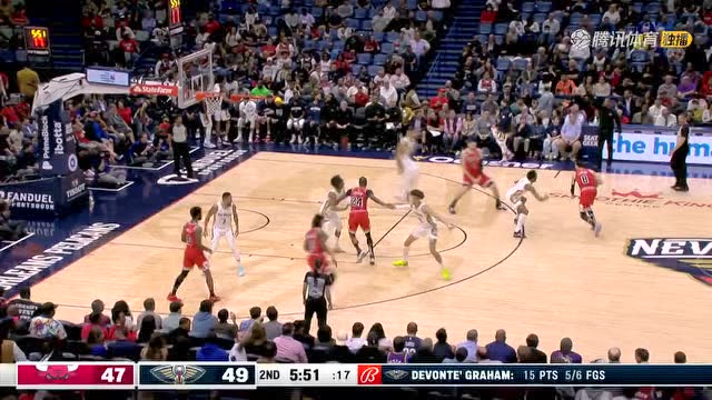 【2022年03月25日 公牛vs鹈鹕集锦】今天的神经刀都出鞘了 格拉汉姆 科比怀特三分激情对飚