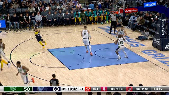 【2022年03月27日 雄鹿vs灰熊集锦】能扣必须扣！字母哥凶狠突破轮番暴扣轰炸对手内线