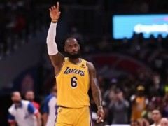 湖人战鹈鹕胜率仅24% 詹姆斯伤情成最大变数？