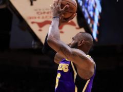 湖人附加赛不保！输关键排位战太不该 詹姆斯带伤轰39+9+5仍被黑