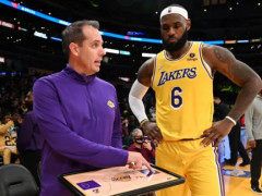 沃格尔：我是最大的批评者 这是我成功教练的原因