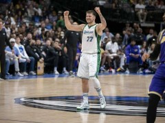 【NBA常规赛】湖人vs独行侠图片集