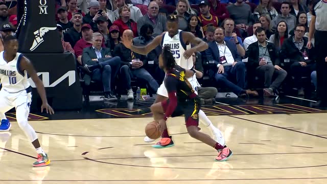 【2022年03月31日 独行侠vs骑士集锦】该进的球总会进 加兰直杀篮下漂移抛投打板