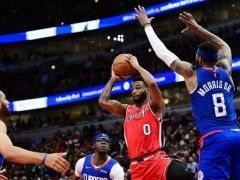 错失罚球绝杀无碍！德罗赞50分率队逆转快船16分