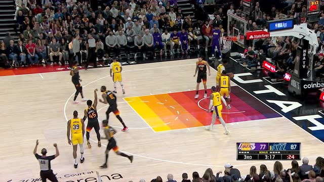 【2022年04月01日 湖人vs爵士集锦】急停三分精准打击 米切尔将比分再次拉开