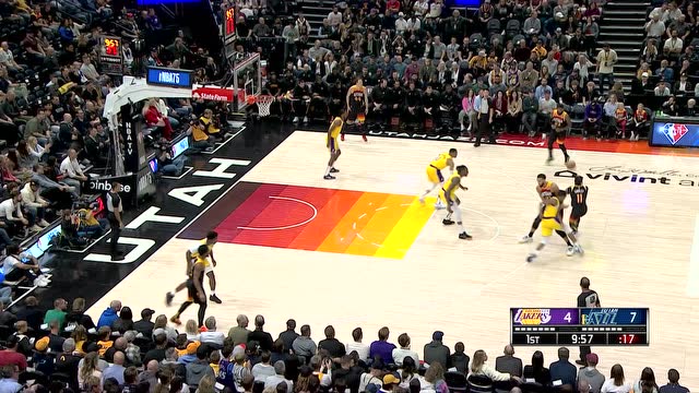 【2022年04月01日 湖人vs爵士集锦】手感火热连续打进 米切尔连拿5分势不可挡