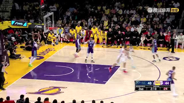 【2022年04月02日 鹈鹕vs湖人集锦】莺歌妙传海耶斯劈山砸扣 再给威少送钉板促成轻松反击