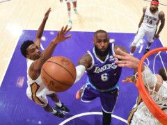 湖人鹈鹕裁判报告出炉：詹姆斯突破被打脸漏吹