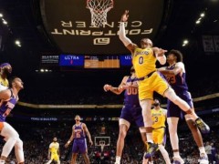 浓眉带伤争夺附加赛仍输球 湖人被伤病所毁