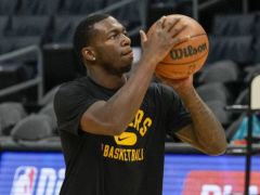 湖人消息更新：纳恩执行球员选项 蒙克谈留队可能