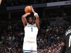 美媒：乔丹附体！爱德华兹连得八分击败快船 职业生涯首次进入季后赛