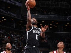 全美热搜第一！欧文9中9半场轰20分 国外媒体：超现实！