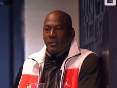 历史最差！黄蜂连续18年未赢下任何系列赛 美媒恶搞乔丹离场