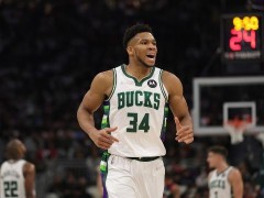 NBA季后赛雄鹿vs公牛全场录像回放集锦（2022年4月18日）