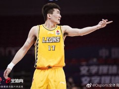 创6纪录！孙铭徽7三分轰45分 末节18分连中关键球