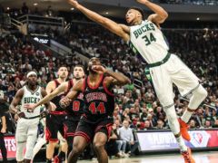 德罗赞狂打19铁“季后赛综合症”又复发 何时能摆脱“垃圾兄弟”？