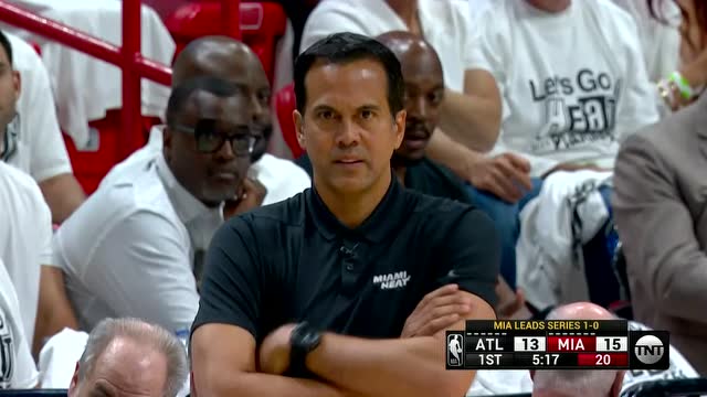 【2022年04月20日】老鹰vs热火第1节中文解说回放