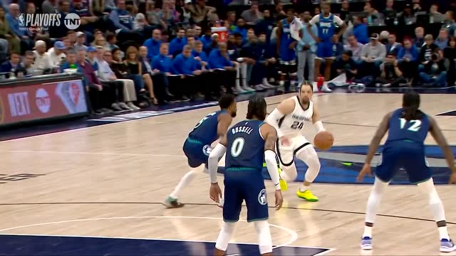 【2022年04月22日 灰熊vs森林狼集锦】二话不说就是怼 布鲁克斯碾压突破怼飞普林斯打成2+1