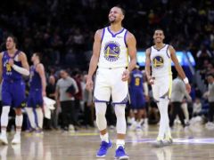 库里成第六人？勇士后卫“内卷风暴”成科尔甜蜜烦恼