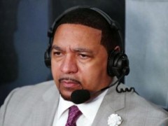 奥尼尔：湖人应该留下三巨头 给他们签下足够的年轻球员