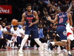 76人官宣：恩比德遭遇右眼眶骨折和轻微脑震荡