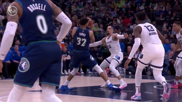 【2022年04月30日 灰熊vs森林狼集锦】灰熊vs森林狼五佳球 琼斯关键时刻接锅致命三分