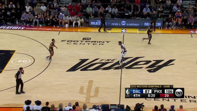 【2022年05月03日 独行侠vs太阳集锦】为球队争取一线生机 史密斯抢断反击追身三分命中