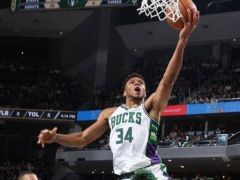 雄鹿凯尔特人G3裁判报告：5次漏判绿军3次获利 斯马特两罚判定无误