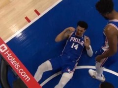 突发！格林左膝被恩比德压伤退出比赛 詹姆斯发推为前队友祈祷