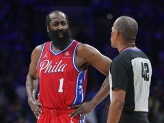 杀人诛心！爵士记者：76人因为西蒙斯不投篮换来哈登 哈登来了也不投篮