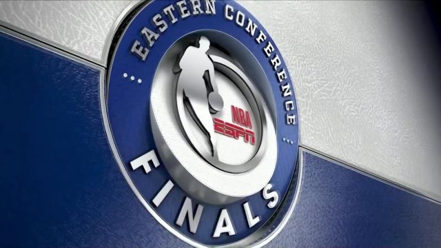 【2022年05月18日 凯尔特人vs热火集锦】罗威身体失衡重摔倒地 裁判吹罚热巴一级恶意犯规