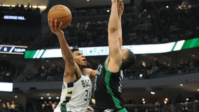 【2022年05月18日 凯尔特人vs热火集锦】比博燃！盘点21-22季后赛让人热血沸腾的瞬间