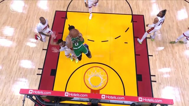 【2022年05月18日 凯尔特人vs热火集锦】打得你一点脾气都没有！格威抢断妙传塔图姆连攻内线毫取四分