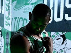 东决热火狂输25分不敌凯尔特人 系列赛总比分1-1打平