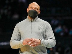 名记：湖人选择新任主教练时无视了詹姆斯的想法