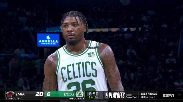 【2022年05月22日 热火vs凯尔特人集锦】这是玩儿命啊！洛瑞带伤出场助队打出优势难免伤势加重再次返回更衣室